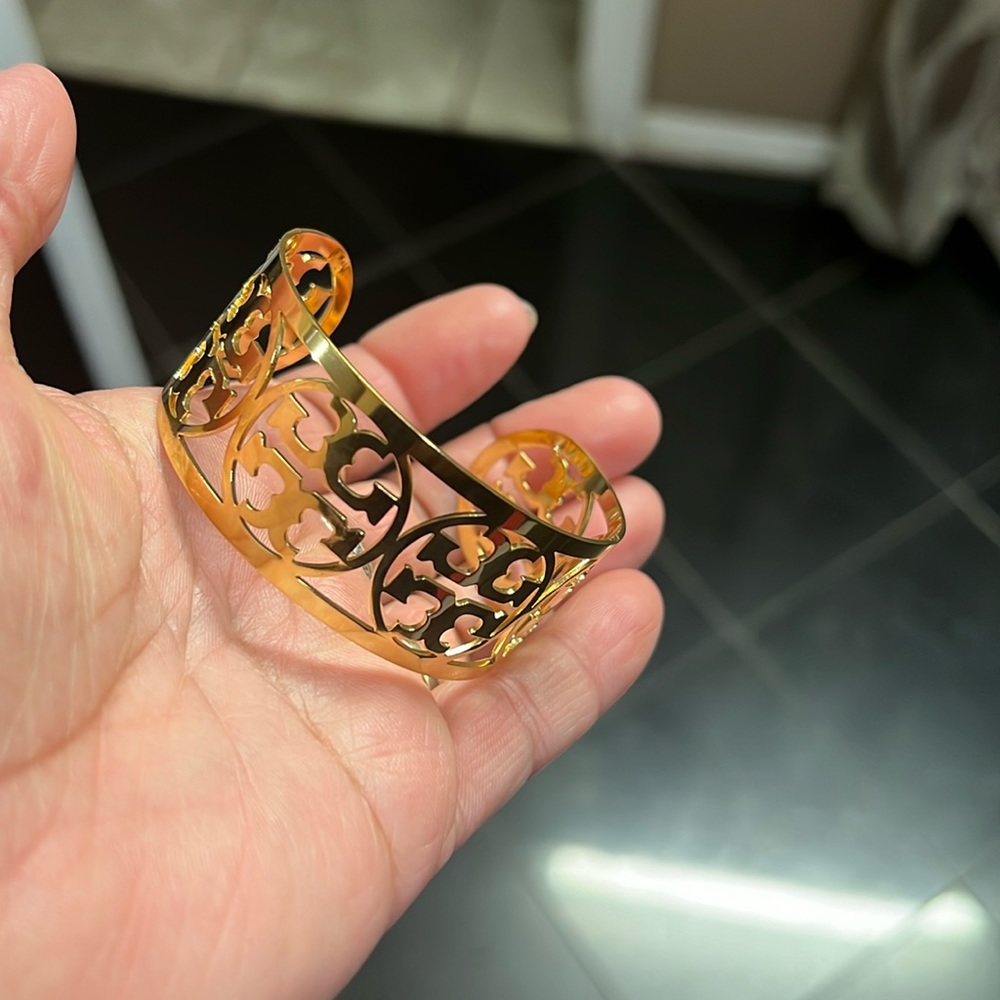 Tory Burch bracelet